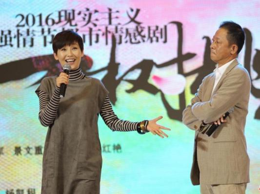 我绝对是大明星： 我的光芒照耀整个娱乐圈，无人可比。